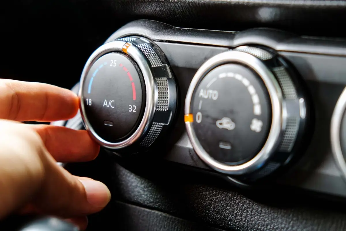 Car air conditioning controls Alan Aston Motor Engineers Evesham